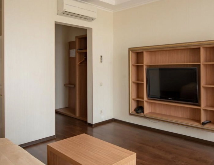 Люкс 2-местный 3-комнатный - Отель «Родня» Ялта